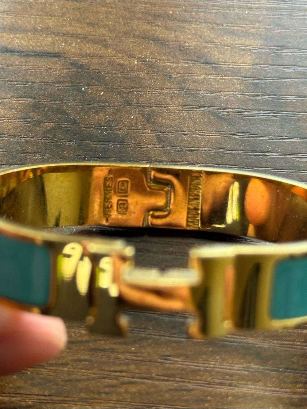 Beautiful Hermes Gold and Turquoise Enamel Clic H Bracelet - Picture 2 of 13
